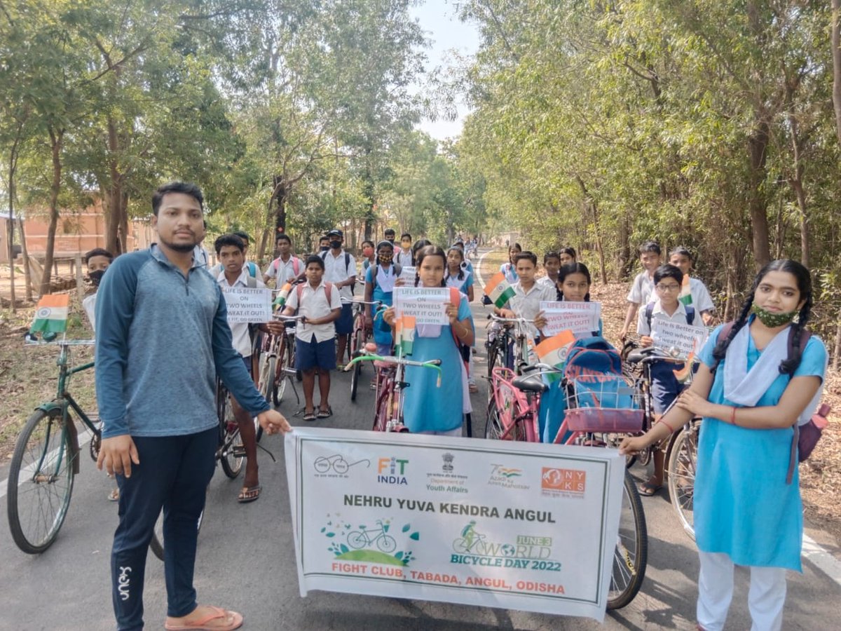 MYBharat_Angul's tweet photo. #WorldbBicycleDay has ended up with the incredible effort of contributing to nature & making it cleaner, greener & healthier for us & our upcoming generation.
#Cycling4india #AmritMahotsav #WorldBicycleDay2022 Pgm 2 by #Fight_club #Tabada #Angul
@Nyksindia @bhaskar_dehury https://t.co/lNlVkfPrXs