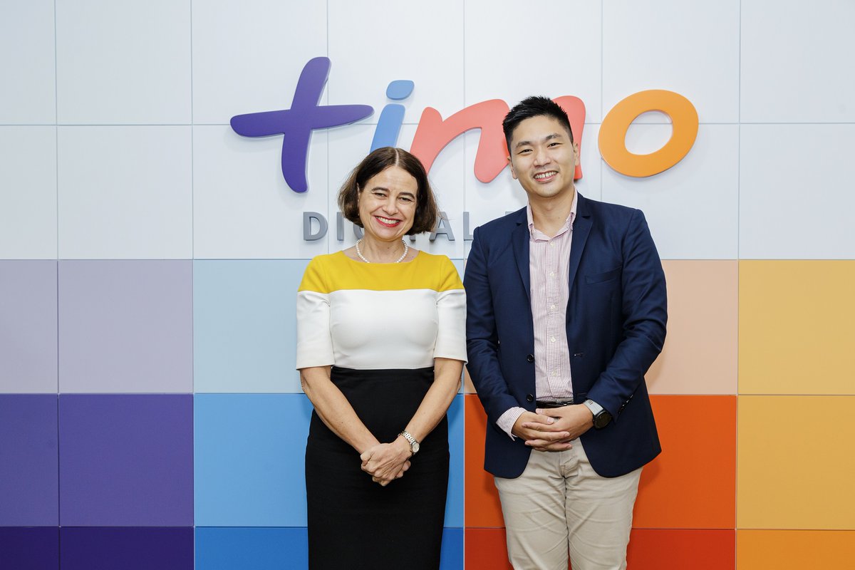 AusAmbVN's tweet photo. Wonderful to see a fellow alumnus of #AdelaideUniversity, Alex Huynh, leading the development of #fintech in #Vietnam. Proud that Adelaide is making its mark in π»π³ in many ways! #TimoBank https://t.co/VBoWdKYGBT