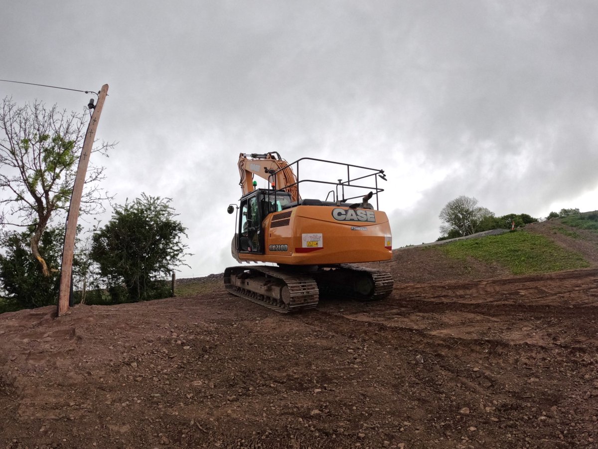 hitechniques's tweet image. First Unicontrol 3D machine control system installed on 21 ton Case excavator.

This one was definitely a learning experience but satisfying nonetheless. Unicntrol3D is the most user-firendly machine control solution we&apos;ve seen so far.

#Unicontrol #machinecontrol #excavator