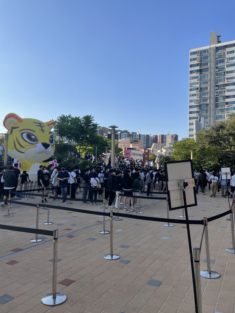 metabumz's tweet photo. 🐯시끄러운 호랑이들🐯

제 1 회 METABUMZ FESTIVAL이 성황리에 마쳤습니다. 자리를 빛내주신 홀더님들께 감사의 인사를 드립니다. 남은 2022년도 Pushin BUMZ! https://t.co/opMl2FNUzz