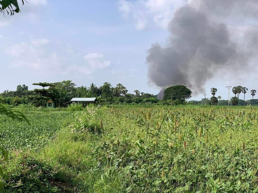 SAC troops set ablaze to Kyuaktine village, Wetlet tsp, Koneaine village, Taze tsp, and Chitthu village, Yesagyo tsp on May 1st and 2nd. All the locals had to flee. #2022Jun3Coup #HelpMyanmarIDPs #WhatsHappeningInMyanmar