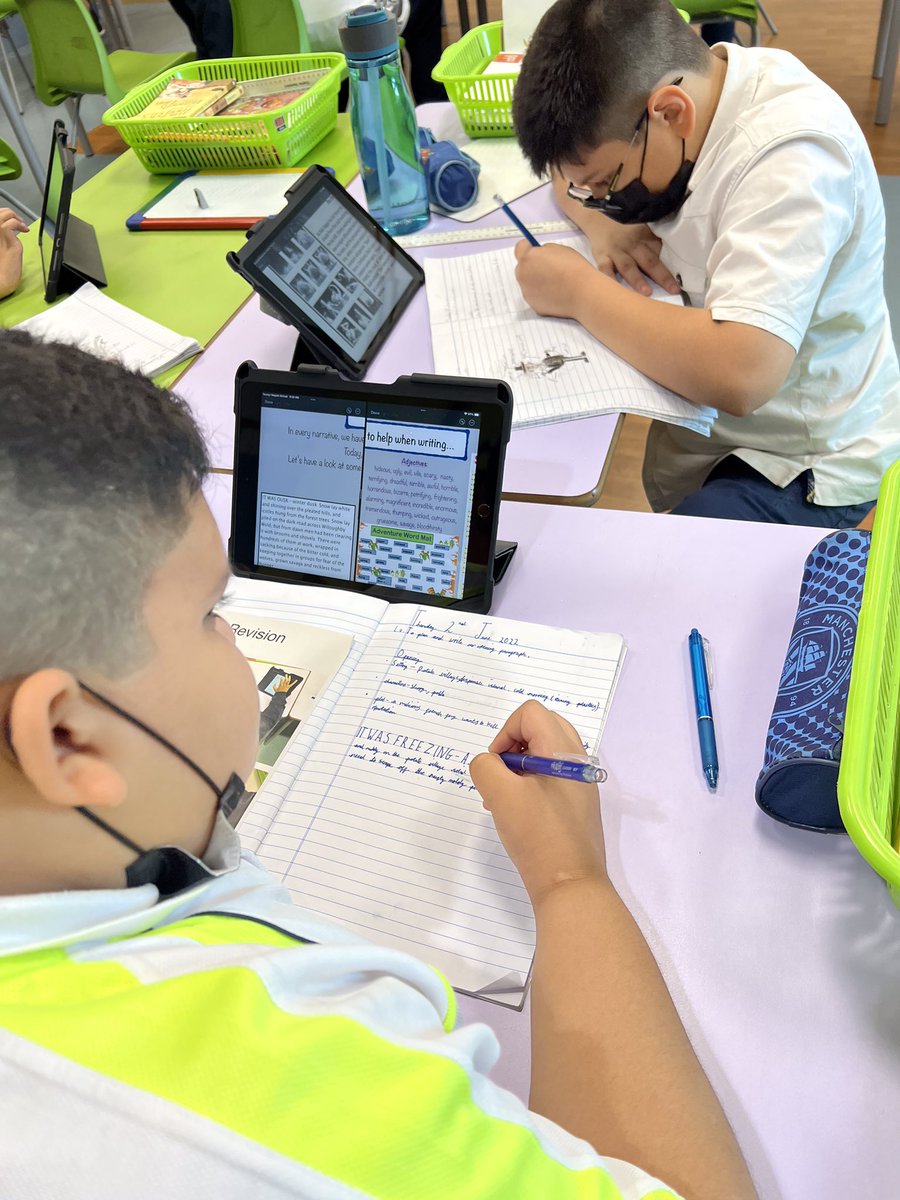 SRSDubaiDigital's tweet photo. SRS Weekly Digital Update:

This week, in Year 5, we have been writing our narratives. We have used keynotes to create, edit and share word mats, wagolls, checklist and much more. A great collaborative experience to maximize writing outcomes. #SRSDigital @trudlebug @mthomas2010 https://t.co/c5D9Of2ITK