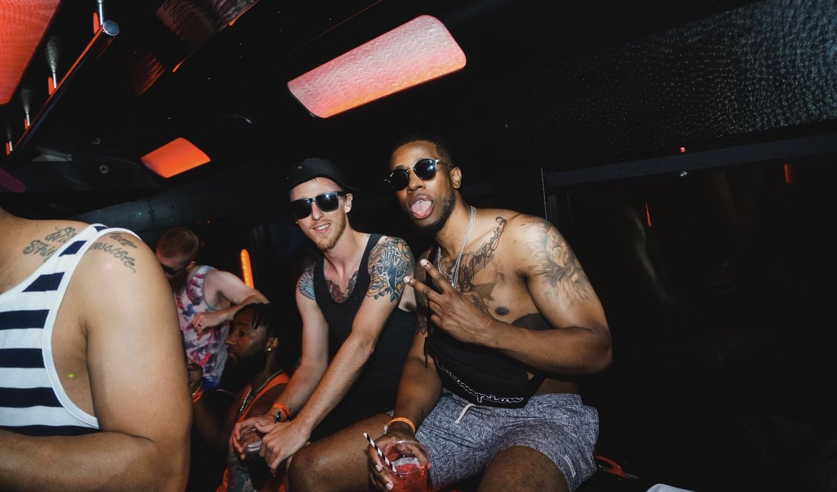 ELITETRANSPORTA's tweet photo. Time to grab your friends and head out on the town.  Book a Party Bus with us today.  Call or text 702-499-2934👯‍♀️👯‍♀️👯‍♀️👯‍♀️👯‍♀️👯‍♀️ #LifeIsBeautifulFest #limos #viptransportation #lasvegaspartybus #vegaslimo #edc2023 #lasvegaspartybus #partybusvegas #elitetransportation https://t.co/Och1br0JNK