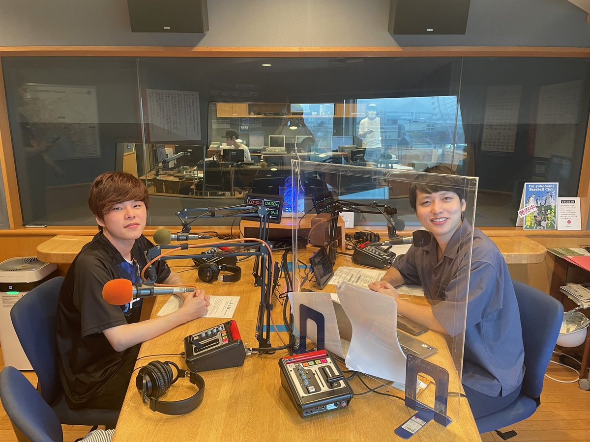 flag847's tweet photo. 📻さいか屋 Welcome to esports radio 📻
本日はPUBG MOBILE部門の「BC SWELL」に所属しています #Skylar 選手にお越しいただきました!🎮🎮
選手目線ならではの貴重なお話を聞かせていただきました!
来週の放送も地域に密着したe-Sportsへの取り組みについてお聞きします🏁
#eSTAGE
#flag847 https://t.co/vM2Y52R6WG