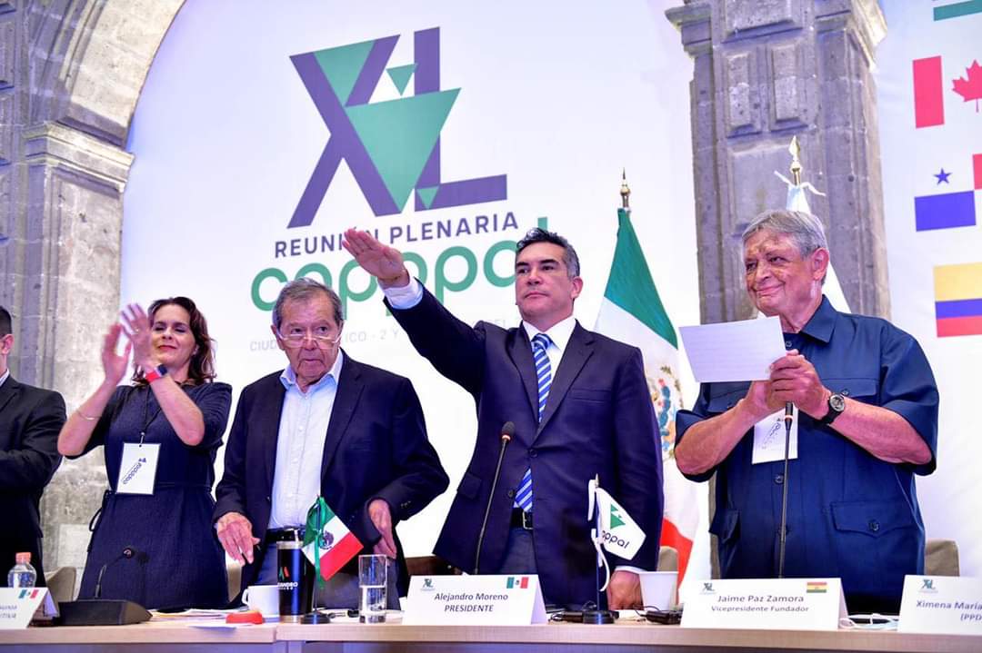 AlfredoJalife2's tweet photo. El eterno chapulín/saltimbanqui Muñoz Ledo regresa al PRI con Alito en su peor versión Alguien se sorprendió ? Siempre se ha alquilado : desde que fue colaborador de D��az Ordaz … https://t.co/GN7urGWyvD