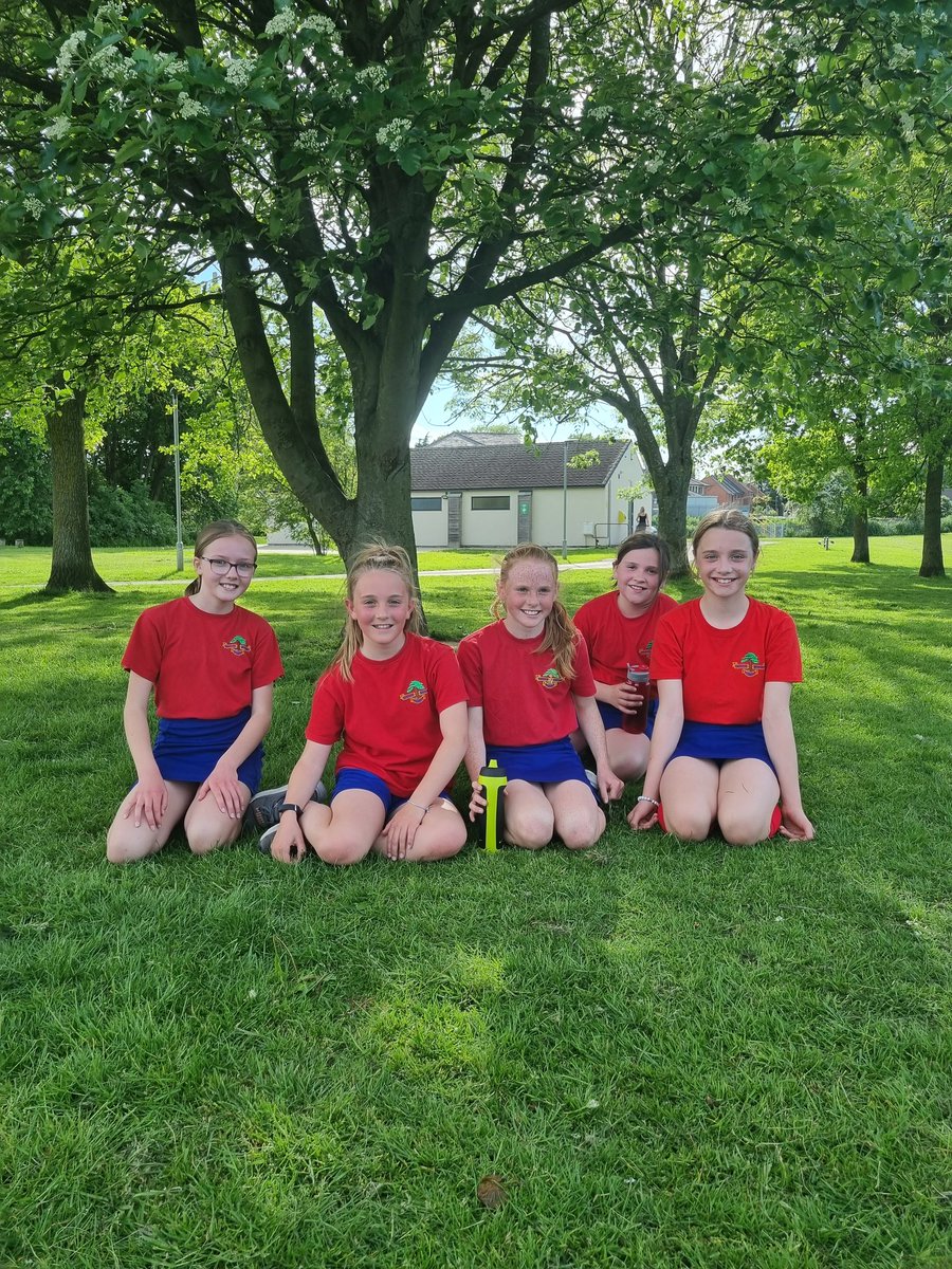 DuffMead_Sports's tweet photo. Amazing efforts to everyone at the Eyes Meadows competition! You were all super stars!! Congratulations on your first and second place! Go team Meadows!!! https://t.co/6hB2NEHJVJ