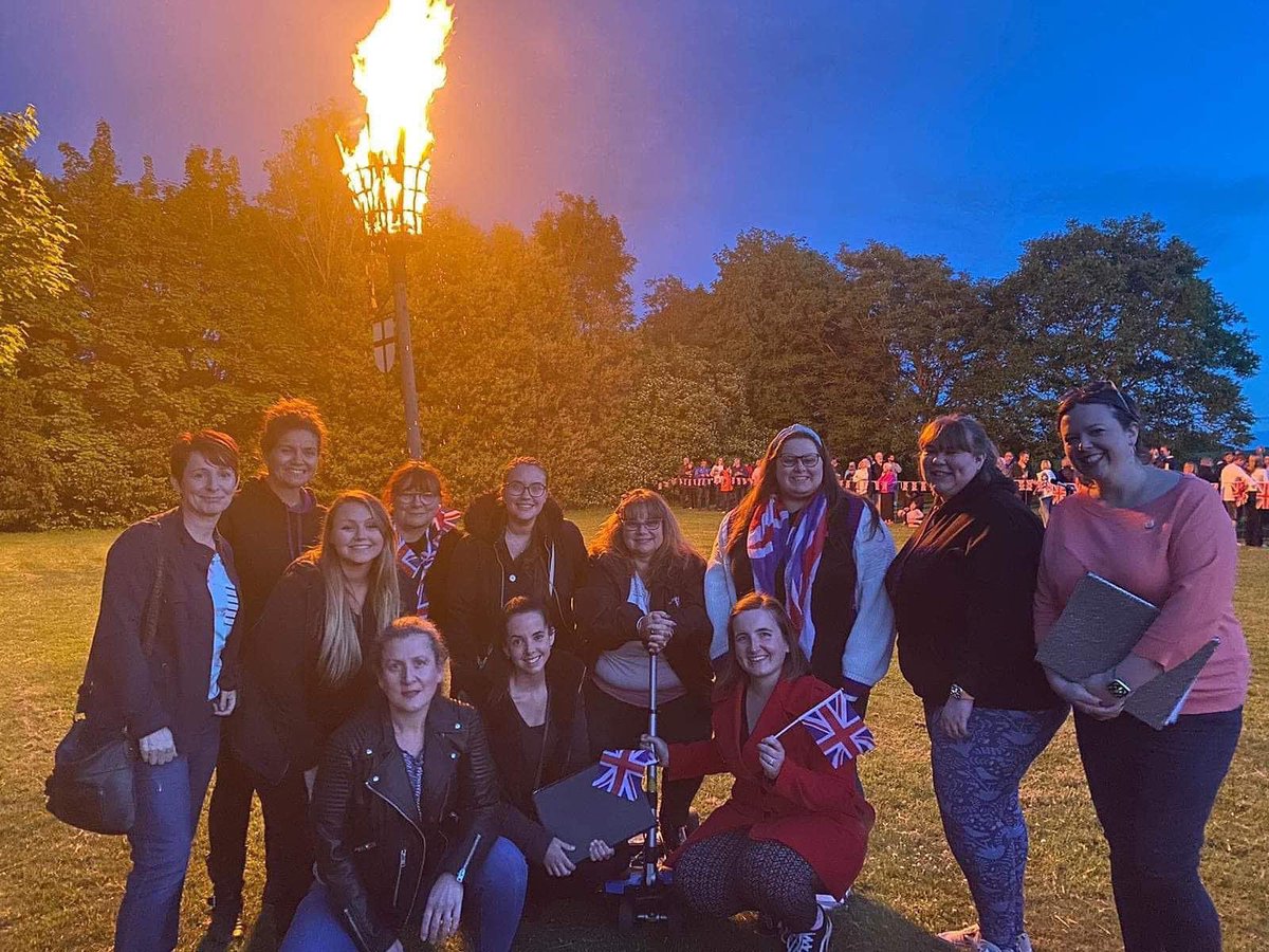 Swapped my nurse hat for my singing hat last night to sing at the Beacon lighting in Odiham last night. Happy Jubilee! #BeaconLighting #militarywife #platinumjubilee2022