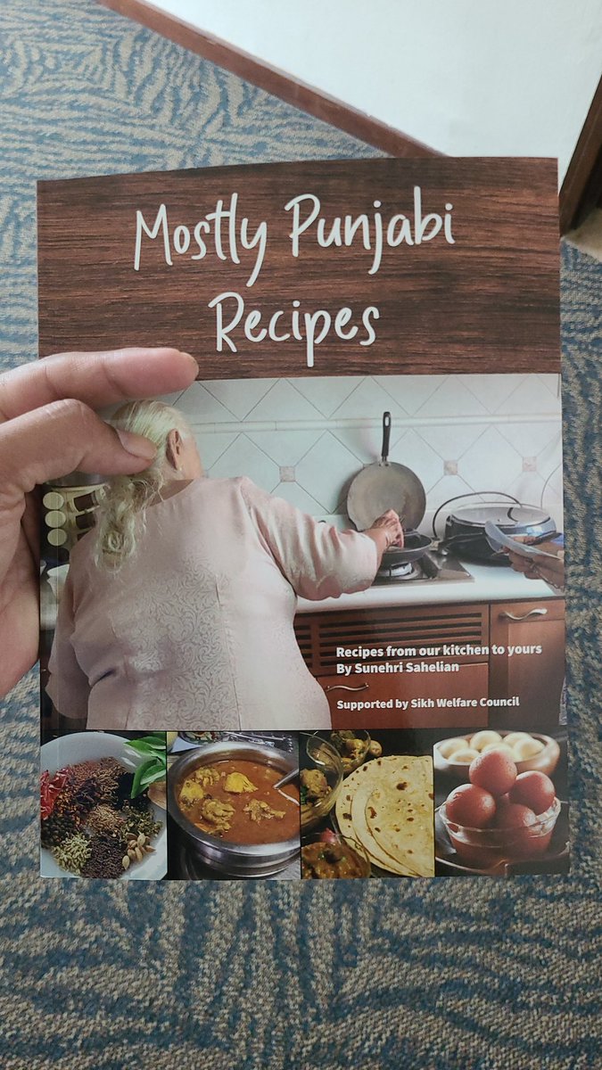 gurms's tweet photo. The #Sikh Welfare Council #Singapore is raising funds with a lovely cookbook, Mostly #Punjabi Recipes. Learn to make all your #NorthIndian favourites, from #chappatis to #curries to #chutneys. Plus heart-warming stories and anecdotes, all for charity at $20. Call 62999234. https://t.co/8uU7L2jAbL