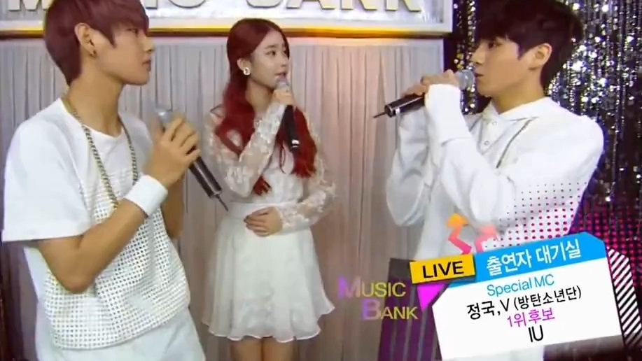 vkoohourly's tweet photo. when taekook used to do mc for music banks 🥹🫶 https://t.co/vbVpCu6zoP