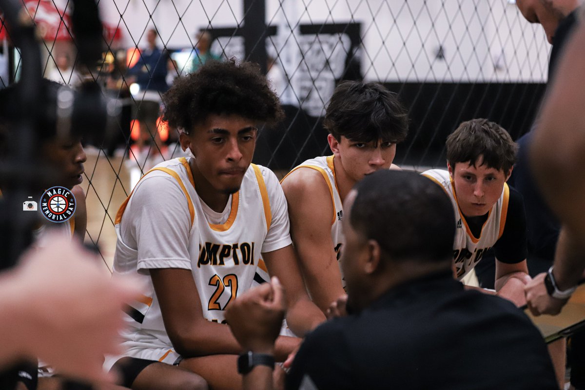 SaturninoPhotos's tweet photo. #MMD2022 #MagicBoyz
@MagicMemorial
@Compton_Magic
#comptonMagic #memorialdayweekend #aaubasketball #opengympremier #prolificevents #thachatpodcast #3ssb #adidasgoldgauntlet #3stripelife #saturninophotography #magiclife https://t.co/oFihQIaOfS