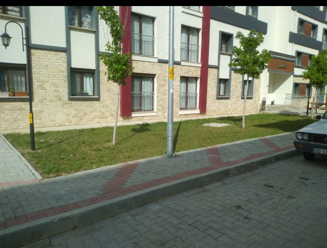 CivrilToki's tweet photo. Peyzaj alanlarımızın çim biçme işleri tamamlanmıştır https://t.co/31t5m29EZD