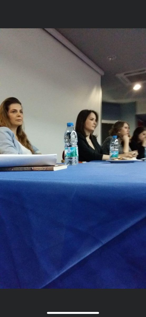 Hayata Dokun, Genç Kadınlar Çalıştayı Kadir Has Üniversitesinde. 

Hep birlikte daha güçlüyüz!