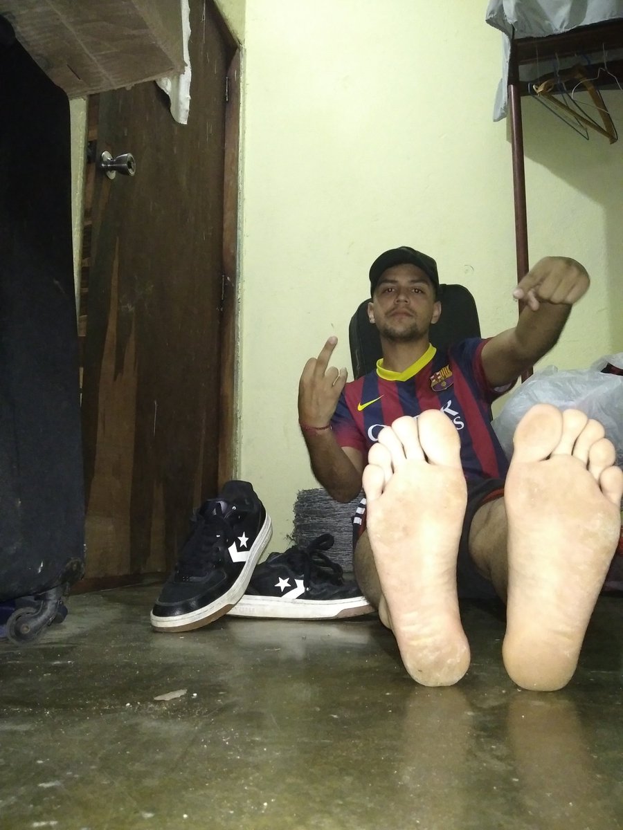 ApCashmaster's tweet photo. I'm back, and strengthened *bit*ch, stick out your tongue and clean my soles this master will destroy your dignity, I know what weakens every particle of your fucking submissive brain. do not refrain To what your body desires, come now and fulfill your tribute💵. Retweet my post https://t.co/JbgchFrIvc