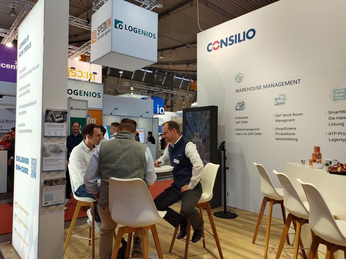 CONSILIOGmbH's tweet image. Das war die #LogiMAT 2022! Unser Eindruck: sehr gelungene Messe. Aus den ganzen Gesprächen haben wir herausgehört, wie sehr die Leute das Netzwerken auf der Messe vermisst und genossen haben - und wir natürlich auch!

Danke an alle Standbesucher.

#logimat22 #logistics #logistik