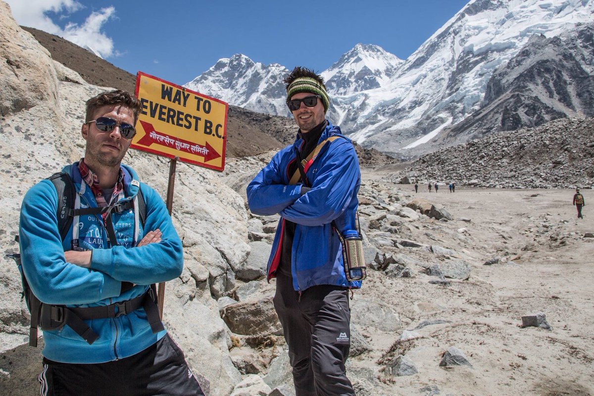 battlefacePlan's tweet photo. Filmmaker Karl Watson was heading to Everest Base Camp when travel companion Chris came down with severe altitude sickness.
He told #travelpodcast WHEN IT HITS THE FAN what happened next.
π https://t.co/jfDnYy31Y5 π @karlwatsondocs #WIHTF #BaseCamp #adventuretravel https://t.co/3STRoiXAhb