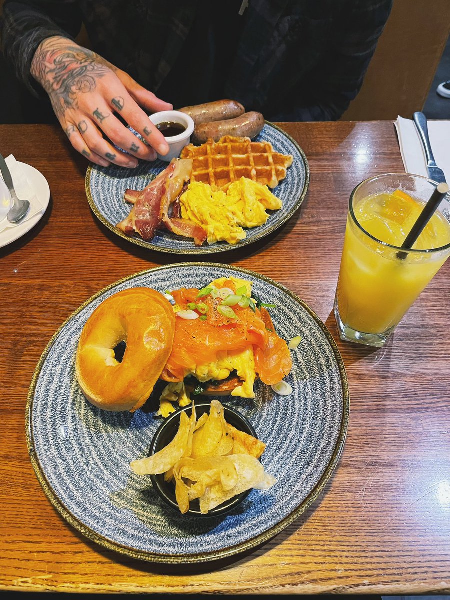 missricesays's tweet photo. 32 🥲🎈 https://t.co/kzlU7iBXuu