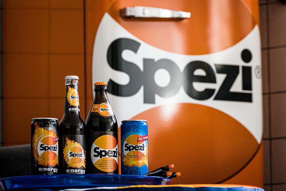 Durstig? Dann trink das Original oder probiere Spezi e:nergy und Spezi zero im Esports Center NRW!

Als neuer Getränkepartner sorgt #Spezi nach heißer Action auf dem Gameserver für kühle Getränke in unserer Lounge. Herzlich willkommen im Esports Center, Spezi! #originalspezi