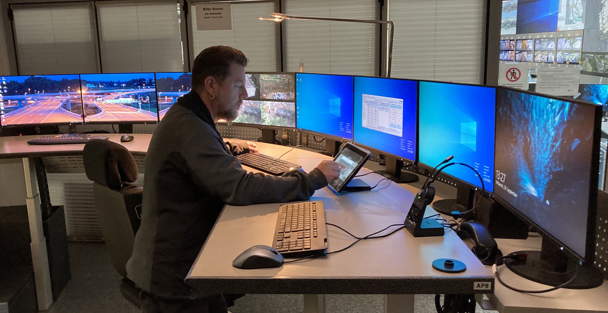 Avs Group Ag On Twitter: We Create Clever Data & Video #Soc #Occ #Nmc  #Mcc #Controlroom #It Workplaces With #Intellicontrol & #Intelliscreen  #Askus Solutions #Smartcity #Cybersecurity #Airport #Futureworkspace  #Monitoring #Military #Traffic ...