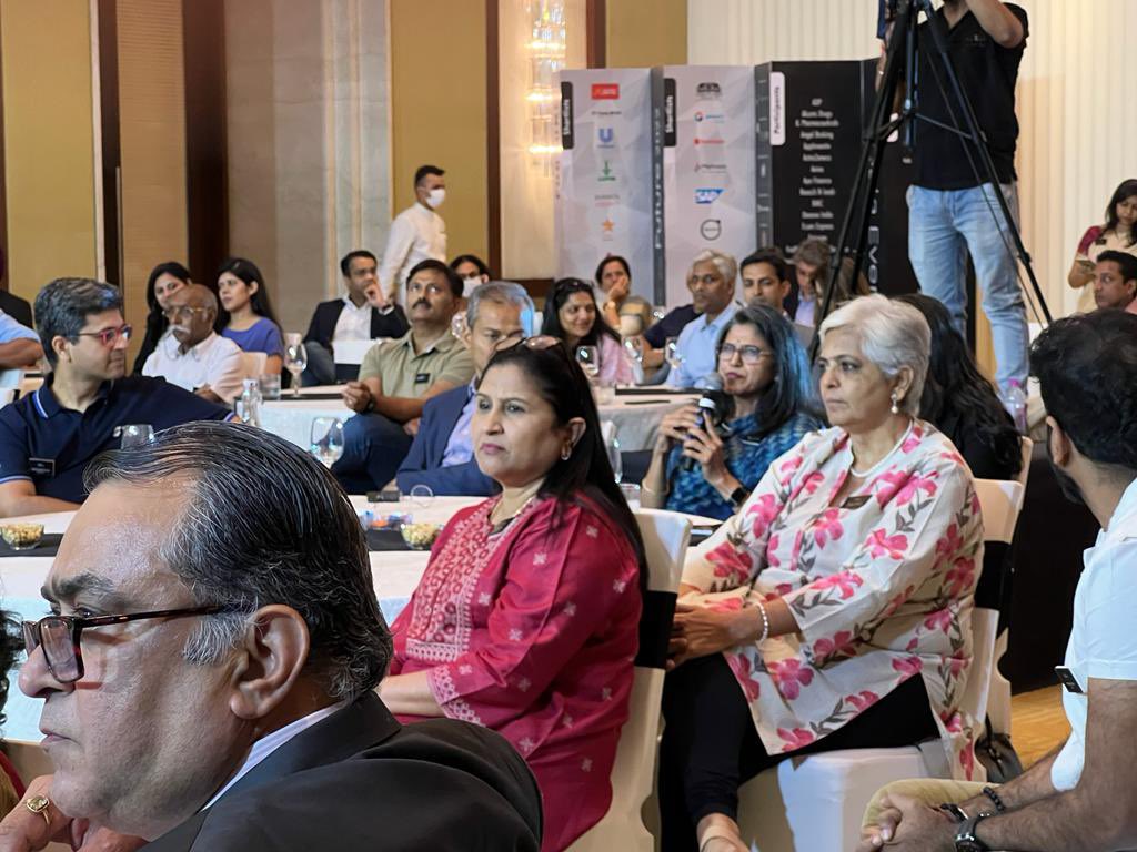 WorkUniverse tweet media