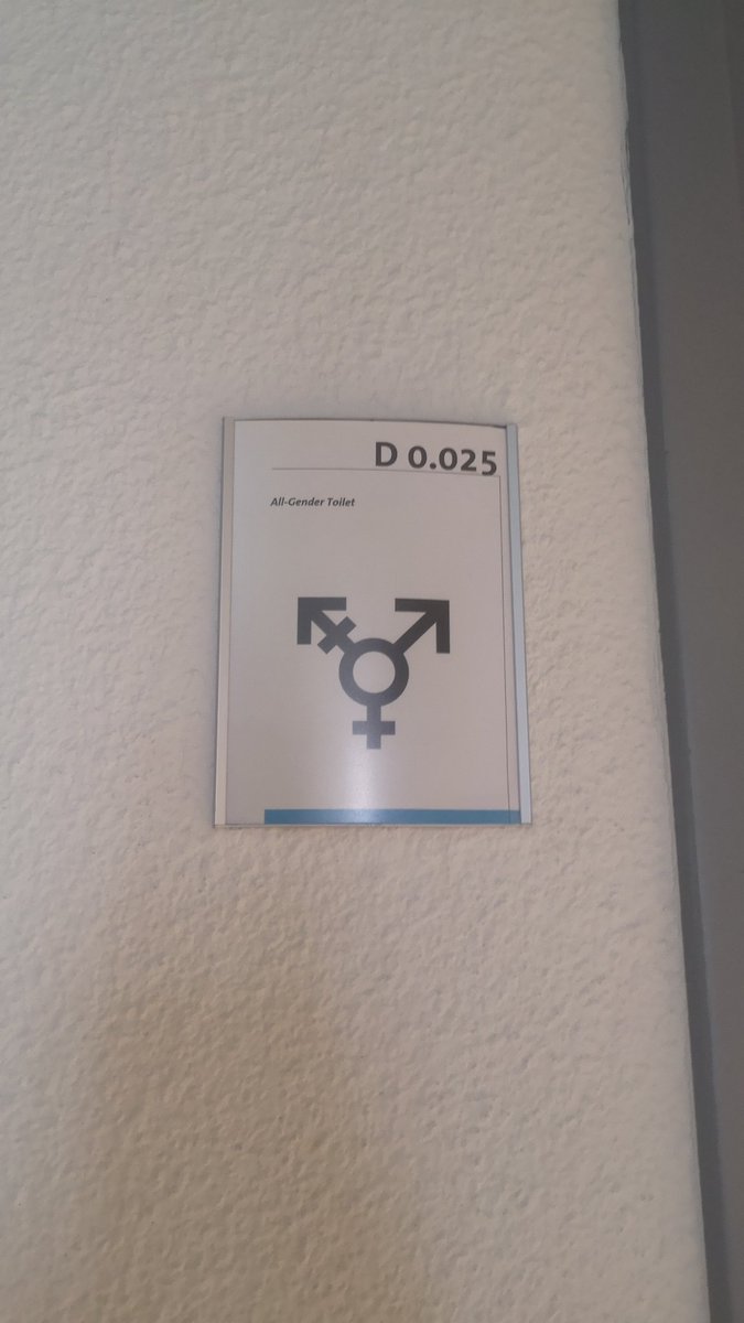Be4Diversity's tweet photo. Let's have this too @FbwUGent?
#AllGenderToilet
#inclusive https://t.co/wa3Qfj7wq3