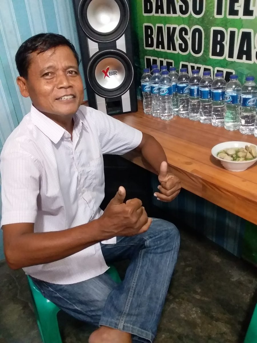 SamponoIntan's tweet photo. Innalilahi wainnailaihi raji'un. Berpulang ke Rahmatullah sahabat kami 
Nama : Bua Rockiban
Umur : 52 tahun.
Hidup sebatang kara di Bekasi. Pernah berkeluarga dan punya anak. Saat ini kami kesulitan menemukan ahli waris almarhum. Jika ada yang kenal ahli waris, mohon DM https://t.co/cj7RAklxQ1