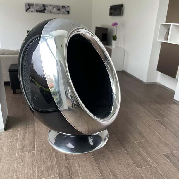 Final picture in the series of this stunning piece in its new home.