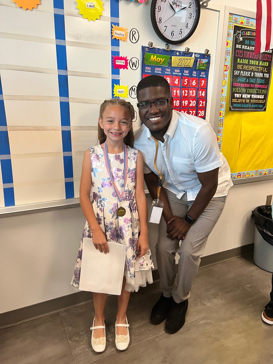 amberabraham89's tweet photo. Ended the year with two graduates, tons of awards and some {happy} tears. They are going to miss SJC. They were blessed with some of the best teachers during their 3 years there! ❤️💙🤍 https://t.co/mUqkSWpkwP
