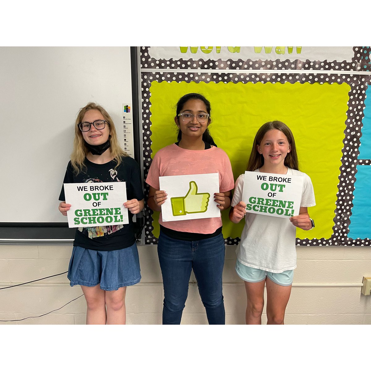 First four teams to “Escape Greene” yesterday! The last escape room in this building💚💛💜 @EHGreeneSchool