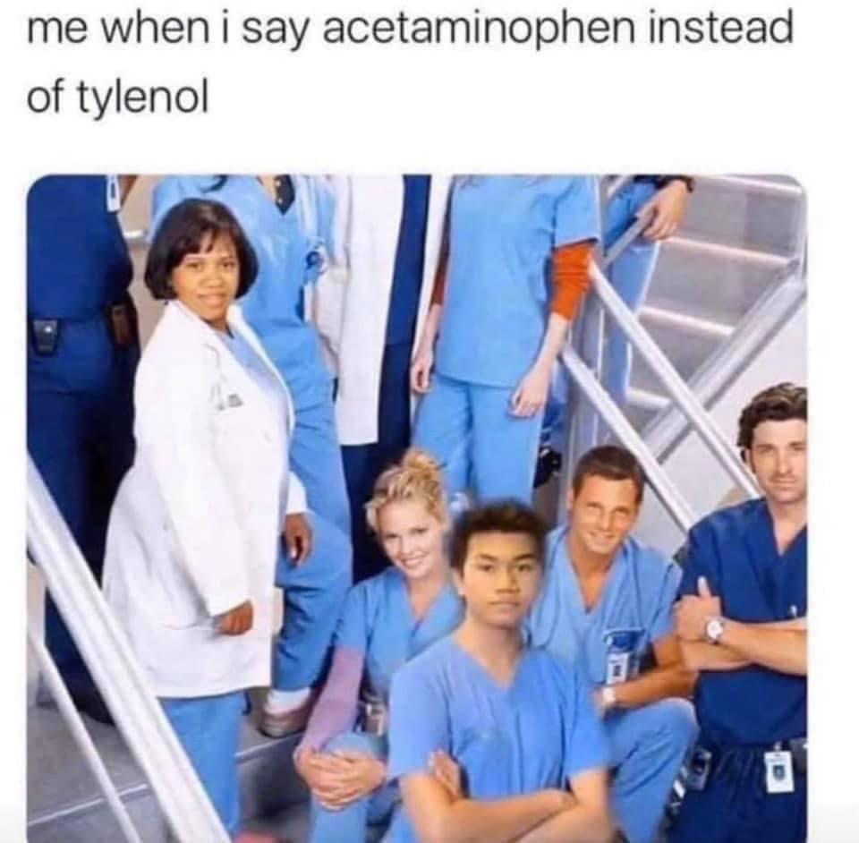 VetGirlOnTheRun's tweet photo. Diphenhydramine! #vettech #vetmed #vetgirl #veterinary #greysanatomy https://t.co/PvMc0Lj5DQ