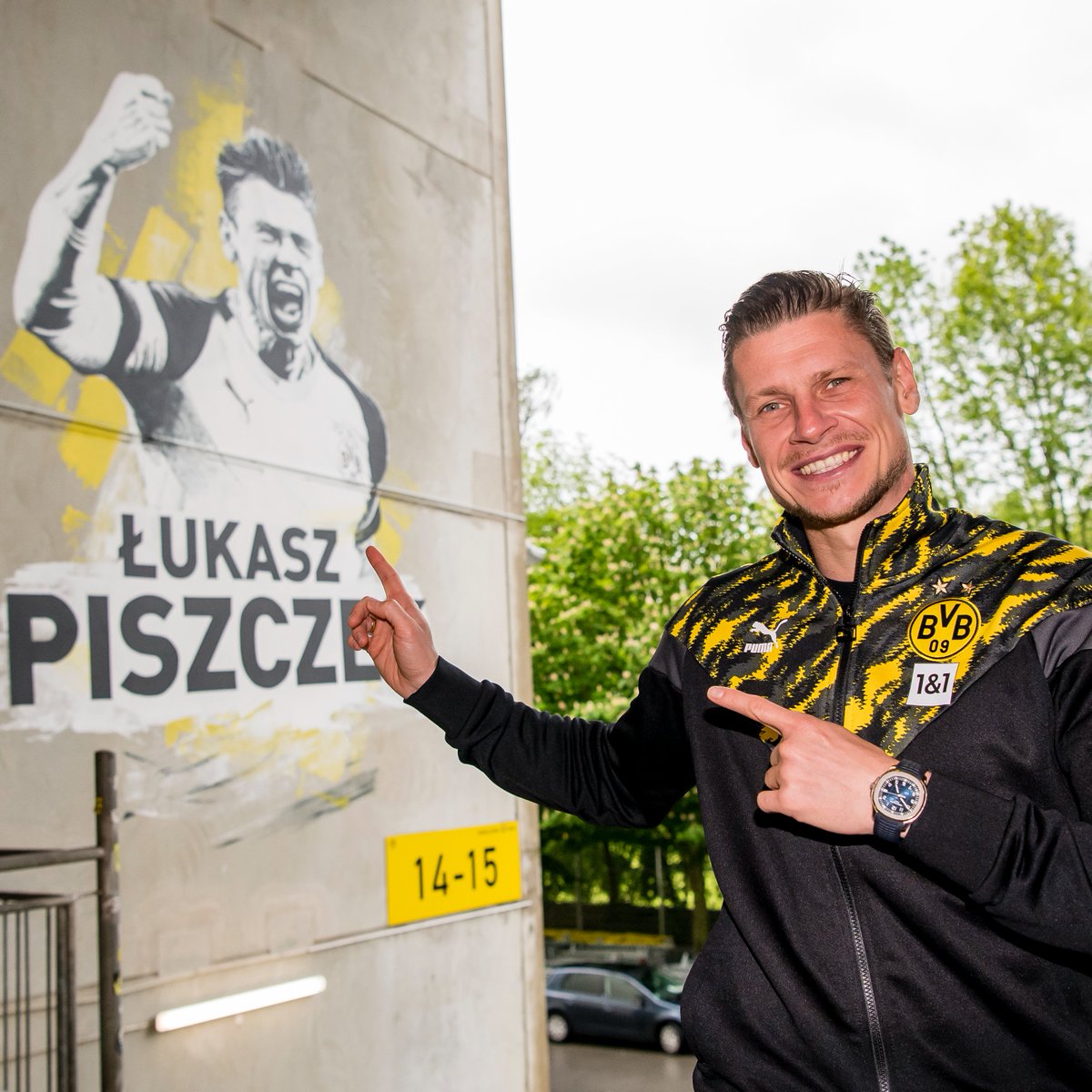 Happy Birthday to our dear friend, Lukasz Piszczek! 💛