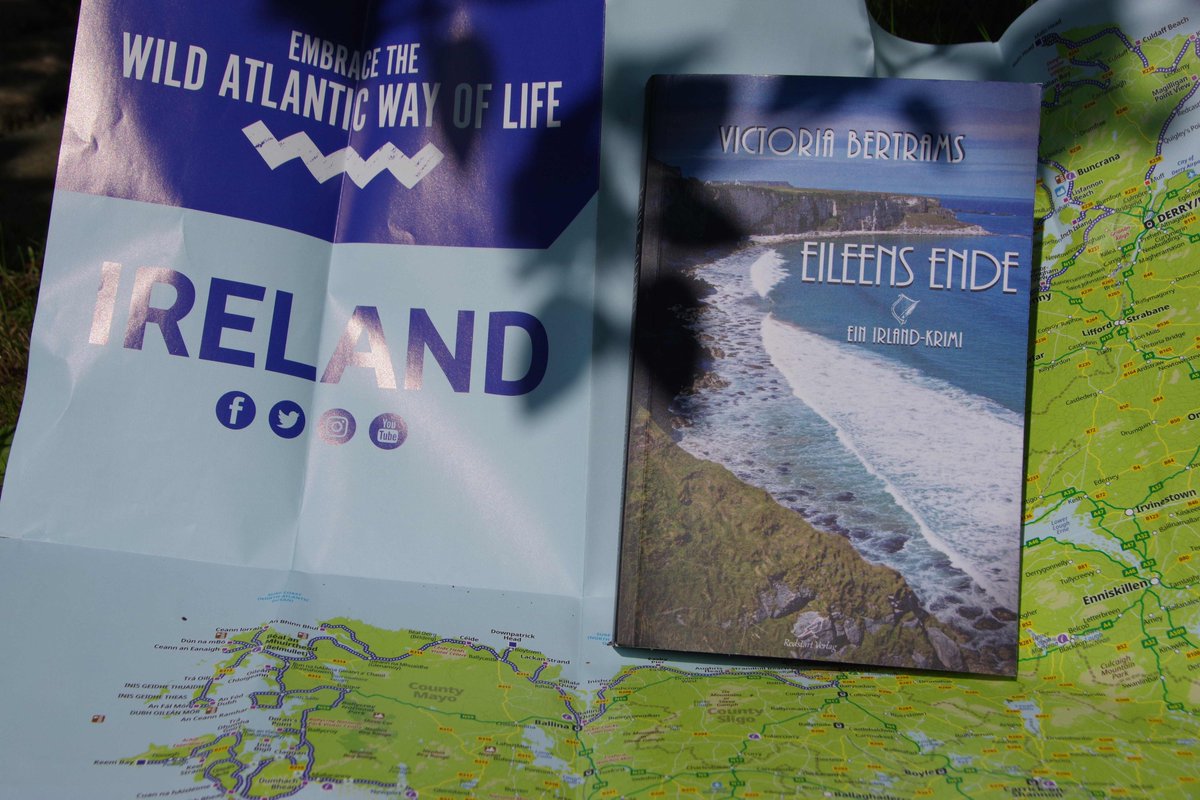 VicBertrams's tweet photo. Ein schönes Pfingstwochenende für alle Leser:innen! Natürlich mit bester #lektüre 😘 #eileensende #krimi #familienroman #irland #galway #lesesommer #lesenentspannt #lesenmachtglücklich #lesenmachtspass https://t.co/0qhVSyCwGN