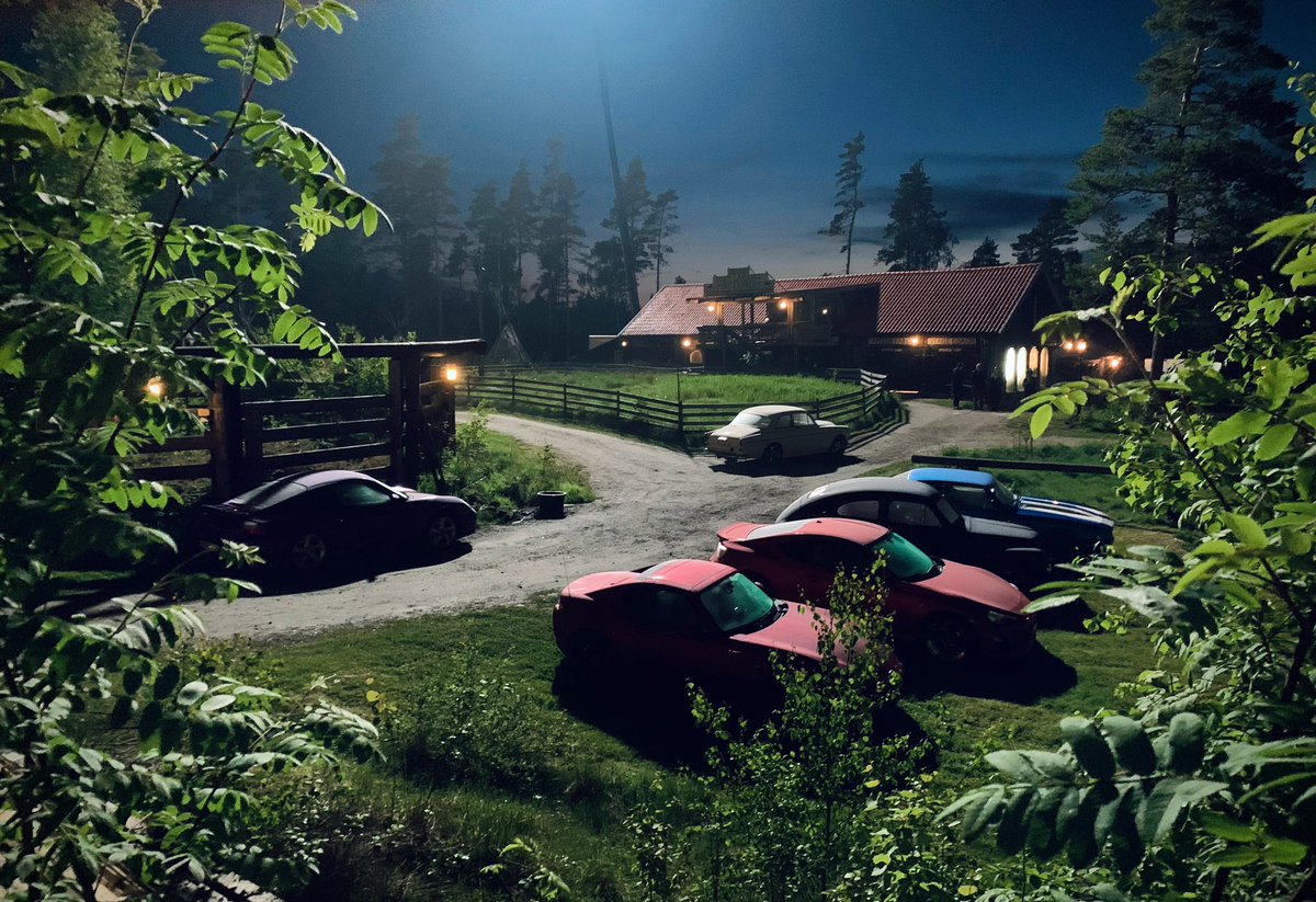 EdwardafSillen's tweet photo. Nightshoots 🎬 #EttSistaRace #Director https://t.co/0zbaLBOU0D