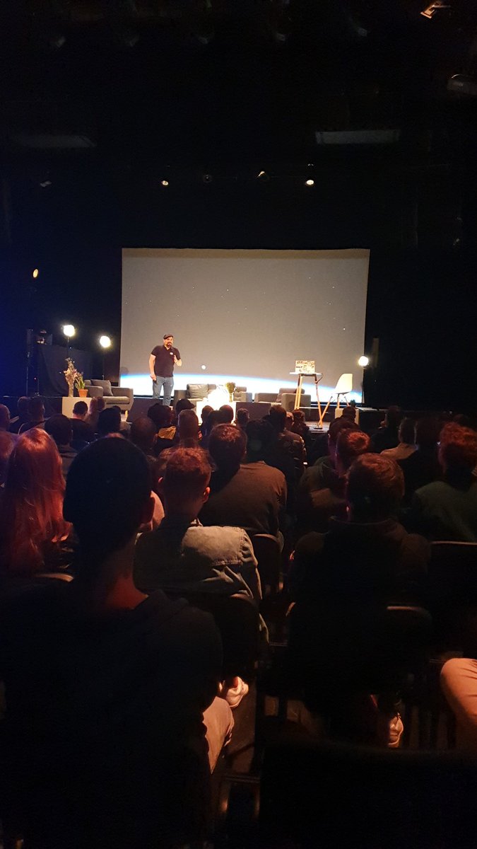 AlonahAmelie's tweet photo. Conf de @JulienTopcu API REST next level: écrire des API orientées métiers #web2day #w2d22 #W2D22 https://t.co/eBKqb7xa6u