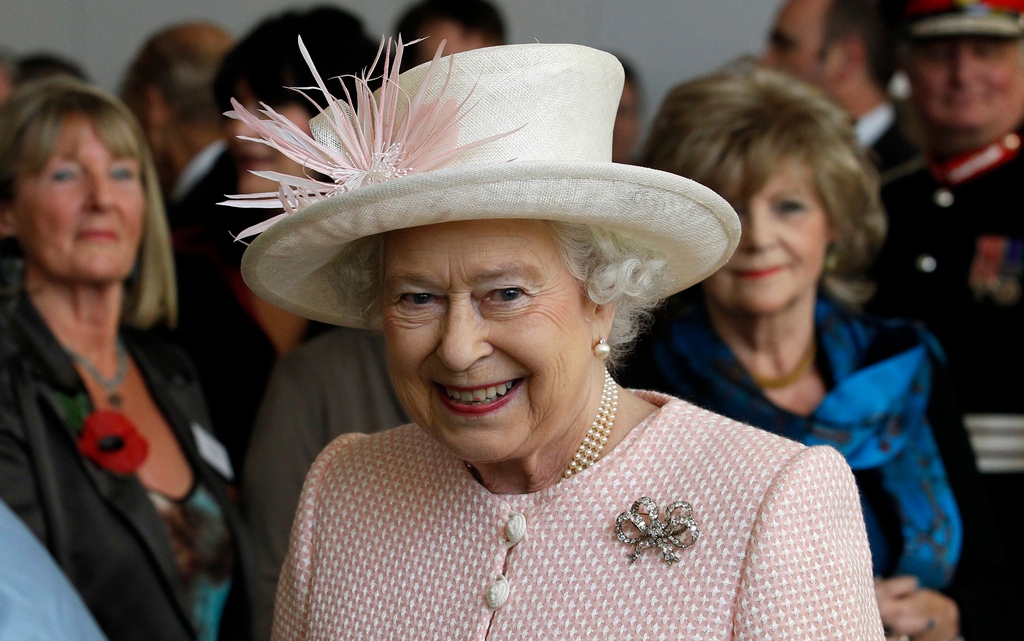 femsperspective's tweet photo. 📸 Suzanne Plunkett @suzanneplunkett
As the weekend celebrations of the Queen's #PlatinumJubilee take place, we wanted to highlight some of Suzanne's best photography of #QueenElizabeth over the years.⁠ https://t.co/91vVVw5ick