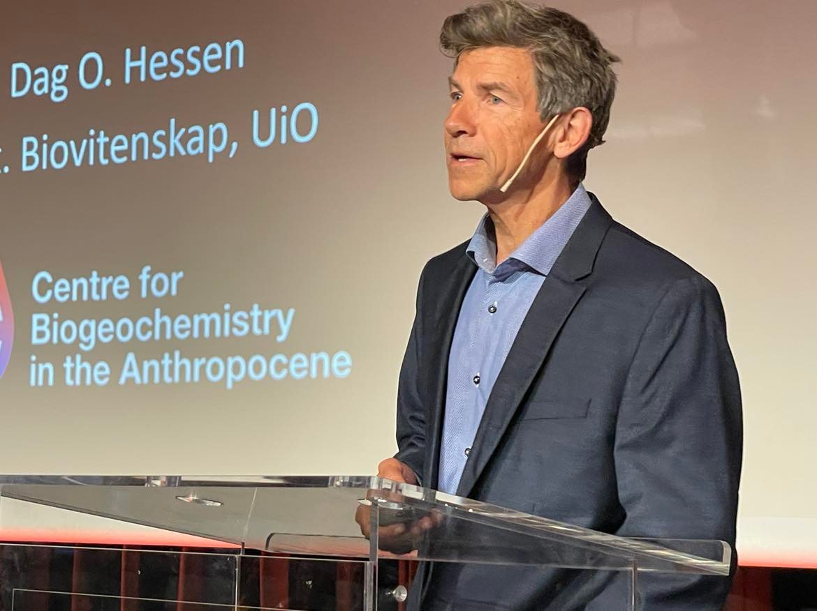 DSB (@dsb_no) on Twitter photo #samsik22: Professor Dag O. Hessen <a href="/biovitenskap/">Department of Biosciences, University of Oslo</a> om
Kode Rød for menneskeheten. Hessen tegner et dystert bilde av klimautviklingen. Og «grønt er ikke alltid grønt. Kampen mot vindmøller viser det. Framskrittet kommer ofte med noen kostnader». #samsik22: Professor Dag O. Hessen <a href="/biovitenskap/">Department of Biosciences, University of Oslo</a> om
Kode Rød for menneskeheten. Hessen tegner et dystert bilde av klimautviklingen. Og «grønt er ikke alltid grønt. Kampen mot vindmøller viser det. Framskrittet kommer ofte med noen kostnader».