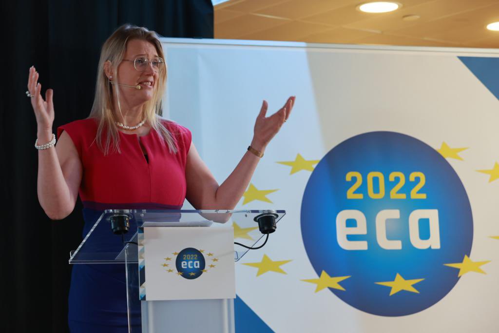 IAE1959's tweet photo. Empezamos la segunda jornada del European Congress of Actuaries #ECA2022 que promovemos desde el @IAE1959 y @InfoAAE con la ponencia de Petra Hielkema, Chair de @eiopa_europa_eu. https://t.co/uKRQoHgbdz