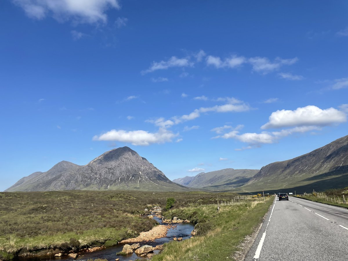 soozsteell1's tweet photo. @Sustrans @transcotland On way now to cycle Fort Augustus to Laggan Lochs 🚲❤️🚲 https://t.co/zcOH40vxCz