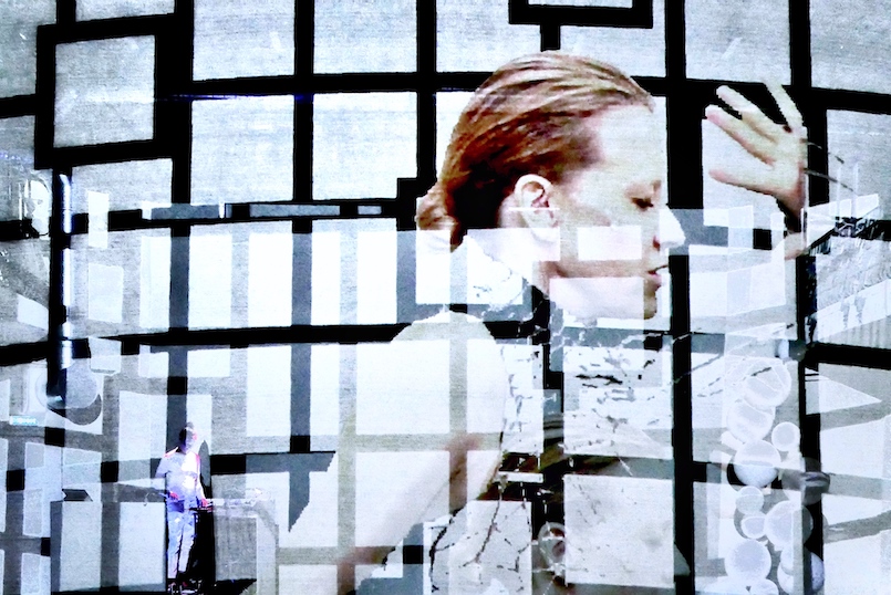 nachtkritik.de tweet media