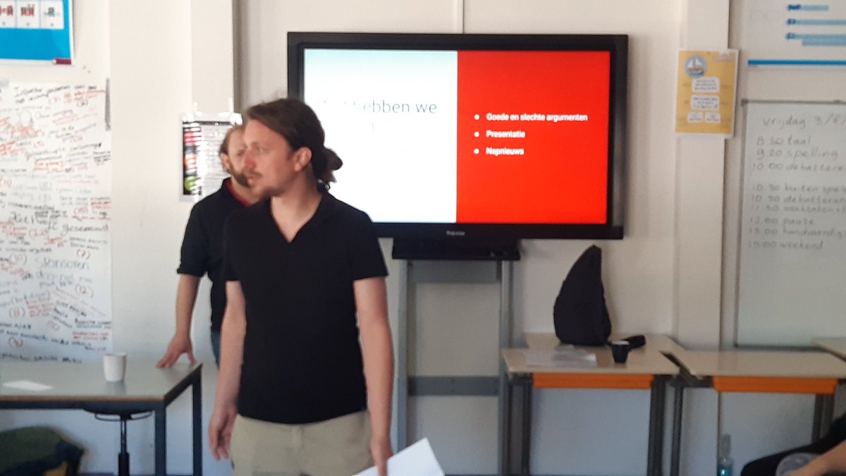 Amy van Son (@amyvanson) on Twitter photo Wat hebben we geleerd. <a href="/ZOZplatform/">ZOZ platform</a> anti polarisatie met groep 6, 7 en 8 #Debat #DeWat?!
De stelling is... Het suikerfeest moet een landelijke feestdag worden. Nu zijn de rapen gaar....
w/ <a href="/vermoedelijk/">David Saelmans</a> Wat hebben we geleerd. <a href="/ZOZplatform/">ZOZ platform</a> anti polarisatie met groep 6, 7 en 8 #Debat #DeWat?!
De stelling is... Het suikerfeest moet een landelijke feestdag worden. Nu zijn de rapen gaar....
w/ <a href="/vermoedelijk/">David Saelmans</a>