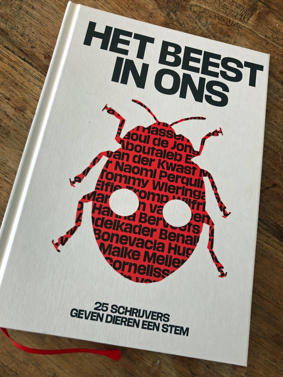 KeesMoeliker's tweet image. Vandaag lanceren we 'Het beest in ons' - een tentoonstelling en een boek waarin dieren uit de collectie van @HetNatuurhist hun kijk geven op de wereld van nu, via de pen van 25 schrijvers en de stemmen van evenzoveel inwoners van Rotterdam: hetbeestinons.nl #hetbeestinons
