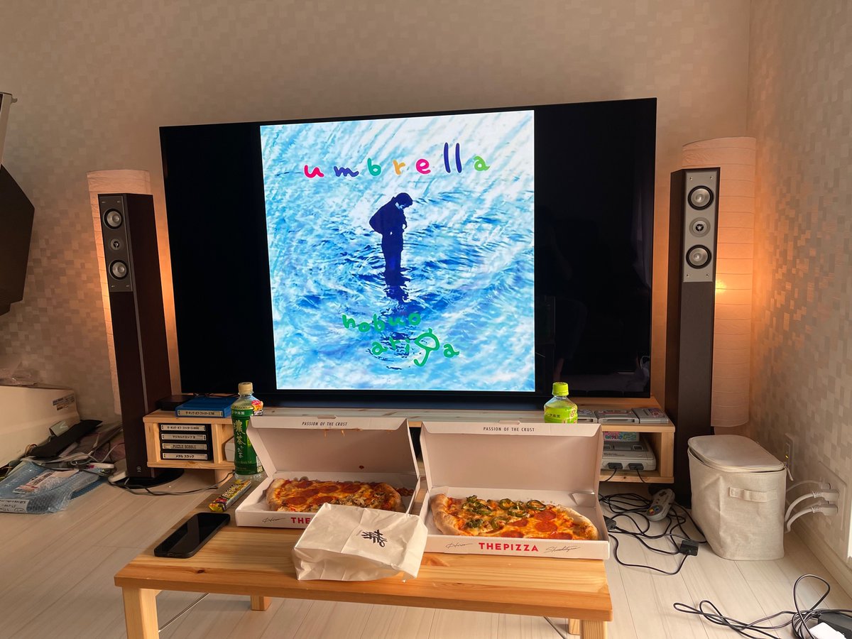 _primary_color's tweet photo. i basically have my ideal living room at this point 🥰 https://t.co/5wsNA4FRfZ