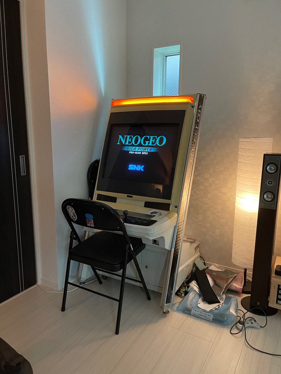 _primary_color's tweet photo. i basically have my ideal living room at this point 🥰 https://t.co/5wsNA4FRfZ