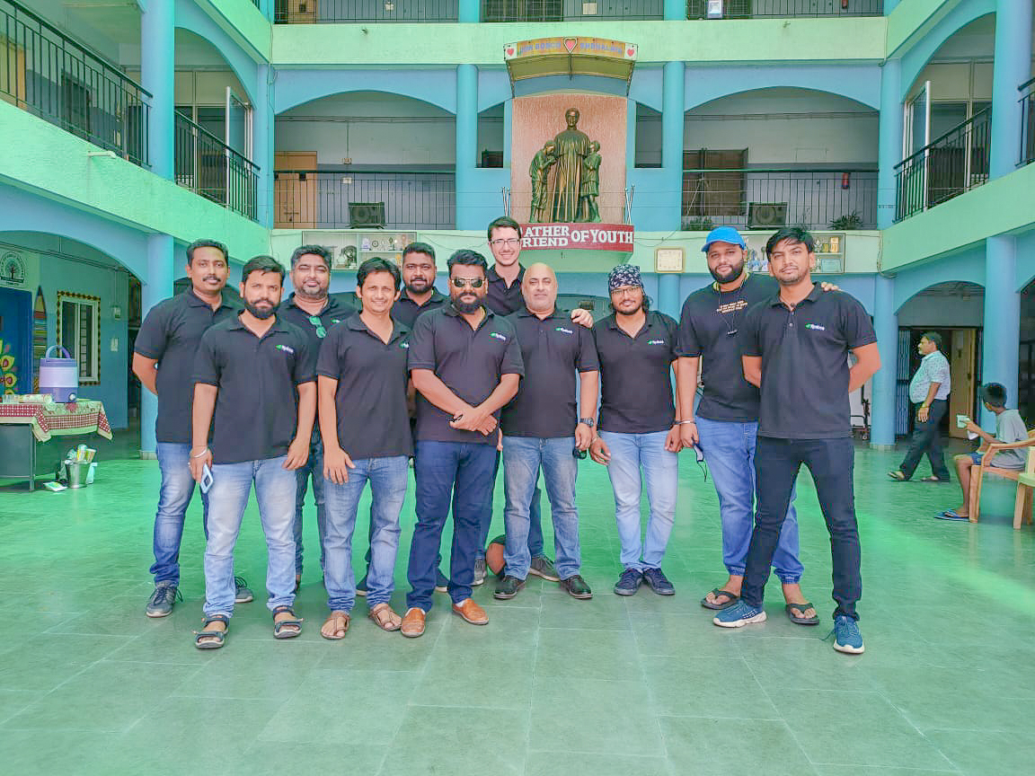 flydocs's tweet photo. Recently, our colleagues at the #Vadodara office visited Don Bosco Snehalaya (boys' shelter home), @happyfacesvad and another underprivileged area, where they spent time with children and local workers and distributed some essential goods and clothes.

#volunteering #charity #HSR https://t.co/dEebroHZiX