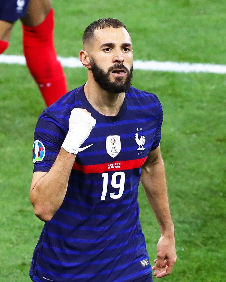 realmadrid's tweet photo. 👑 @Benzema 👑
🇫🇷 Francia 🆚 Dinamarca 🇩🇰
⏰ 20:45 CEST
📍 #NationsLeague https://t.co/kPJYxVkrxM