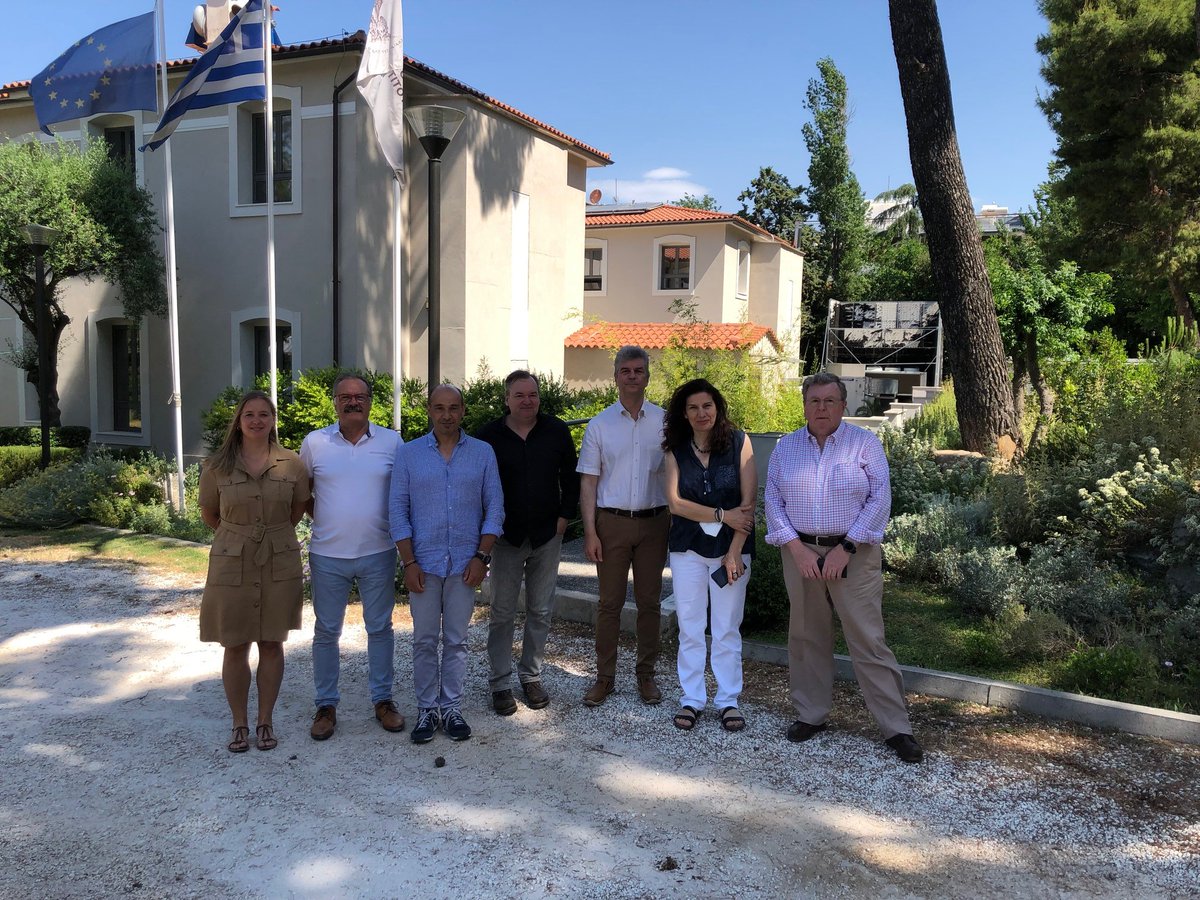 Plants_EFSA's tweet photo. #nowdoing @Benaki
Phytopathological Institute the kick-off meeting of the WG for Petunia and Calibrachoa #CommodityRiskAssesssment https://t.co/N7biaRPDue