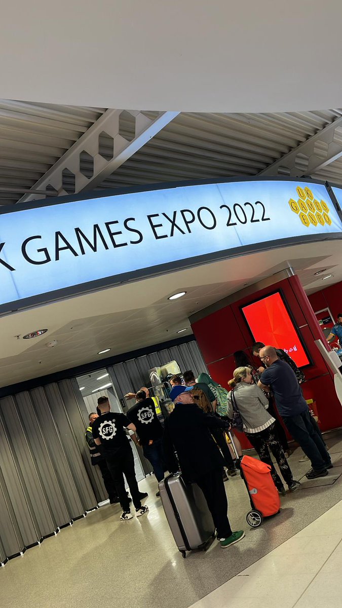 2d6Magazine's tweet photo. #AlertaEvento Nuestros compañeros de @MeepleFoundry están en @UKGamesExpo cubriendo todas las novedades que se presentan allí a partir de hoy y hasta el domingo. Aquí van unas cuantas fotos del adelanto a prensa de ayer... https://t.co/qdGE31amM5