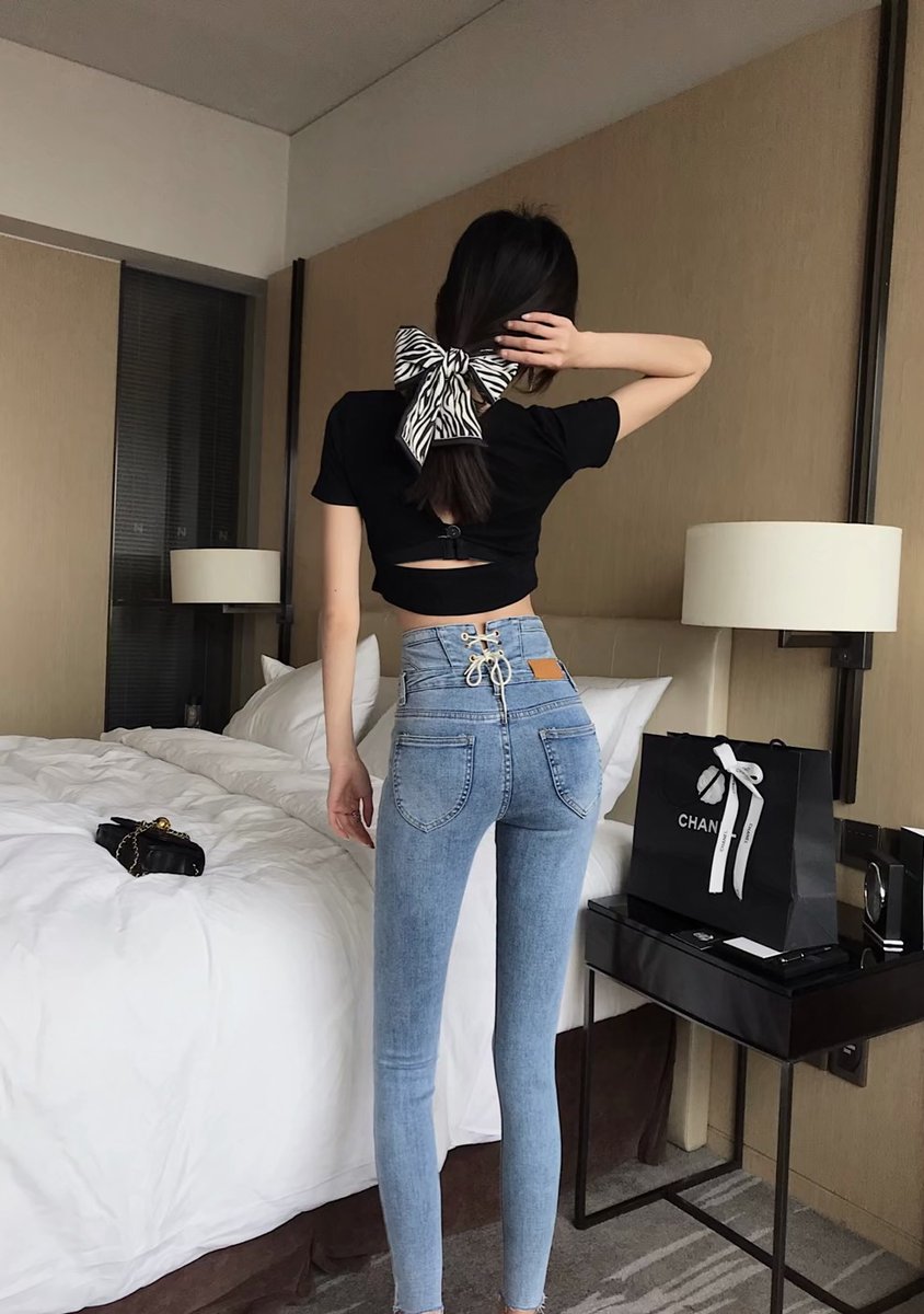 SarahGa12376698's tweet photo. 小姐姐说学过经络按 摩，
难怪呀！这么爽。
这是玩小活里面按摩最好的一次体验了，
经络之后就屁屁的地方了，
指化的酥酥麻麻 的，
小弟弟一下子就支愣起来了。
全程都是慢慢的，很放松。
之后就是B面了，我算是比较敏感的拉

✈️ Q  2351 504733

昆明  约  炮  昆明 楼 凤  贵阳 约 炮 https://t.co/zabIqacWL0