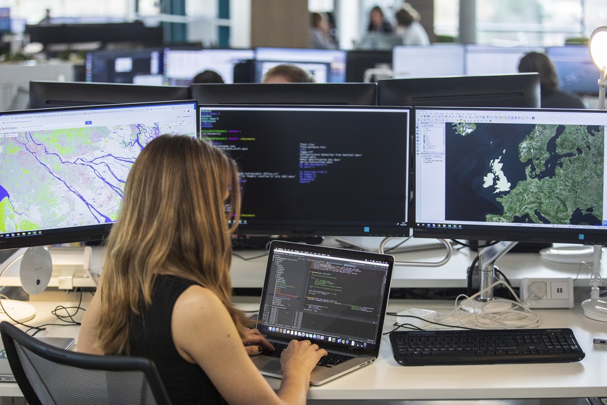UK Hydrographic Office (@ukho) on Twitter photo We’re offering a fully funded PhD opportunity with <a href="/UniofExeter/">University of Exeter</a> and <a href="/PlymouthMarine/">Plymouth Marine Lab</a>.
The project explores the details of processes through which #MarineEcosystems on the European Shelf are impacted by atmospheric CO2.
Find out more and apply: my.admiralty.co.uk/extY5F422nJp We’re offering a fully funded PhD opportunity with <a href="/UniofExeter/">University of Exeter</a> and <a href="/PlymouthMarine/">Plymouth Marine Lab</a>.
The project explores the details of processes through which #MarineEcosystems on the European Shelf are impacted by atmospheric CO2.
Find out more and apply: my.admiralty.co.uk/extY5F422nJp