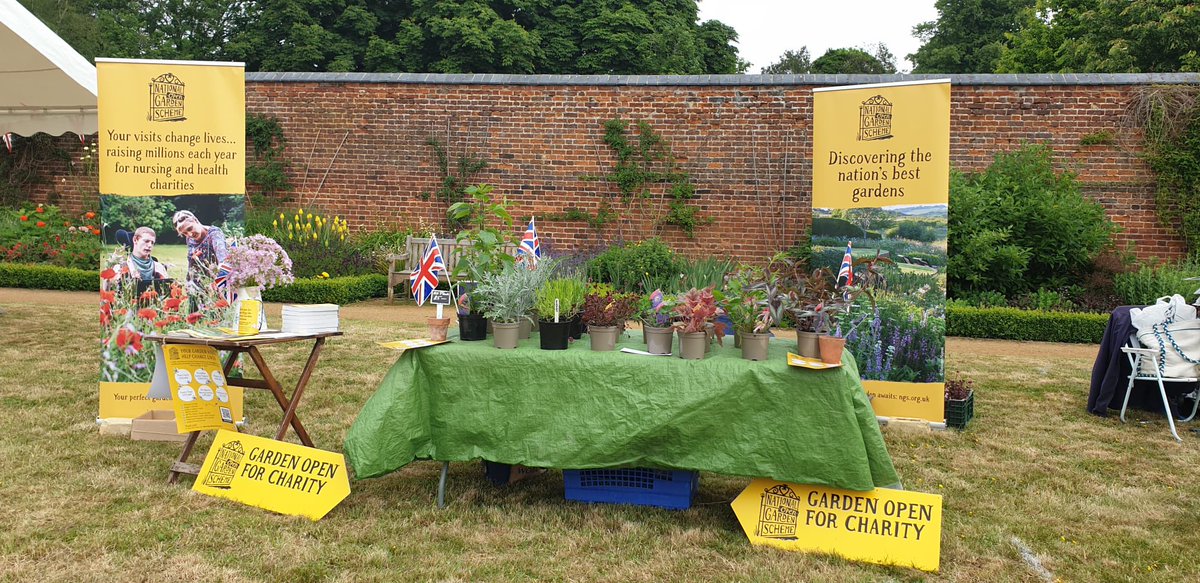We are at Moggerhanger Park Plant Fair today, 10am - 3pm! Come and find us (and see our beautiful plants for sale - proceeds for NGS beneficiaries!) 🌸💚🌿 #NGS #nationalgardenscheme #gardening