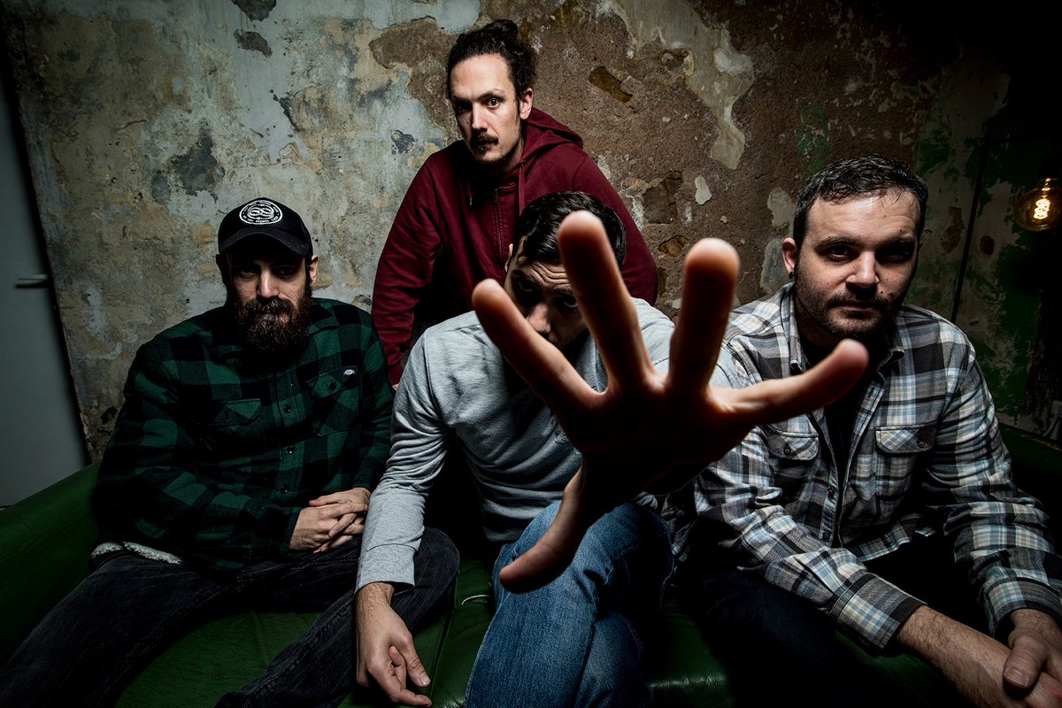 #1000mods zaubern heute (04.06.) im Beatpol aus ihrem Vintage-Equipment einen fetten, riffgeschwängerten #Psychedelic #Heavy #Rock – Sound hervor. Herbei!🎸
Tickets 👉bit.ly/Tix1000mods
Einlass: 19 Uhr I Start: 20 Uhr
Special Guest: THE WELL (USA)